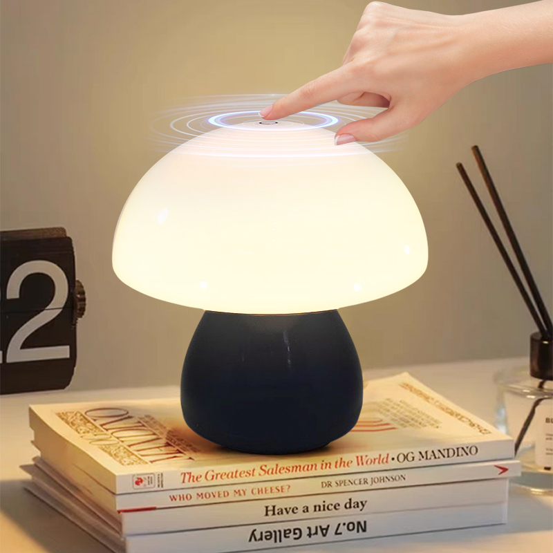 Mushroom Table Lamp - مصباح طاولة Led على شكل فطر