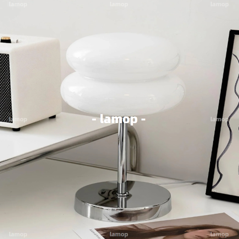 Lighting Table Decor - مصباح طاولة باوهاوس كريم-جلوب بتصميم منتصف
