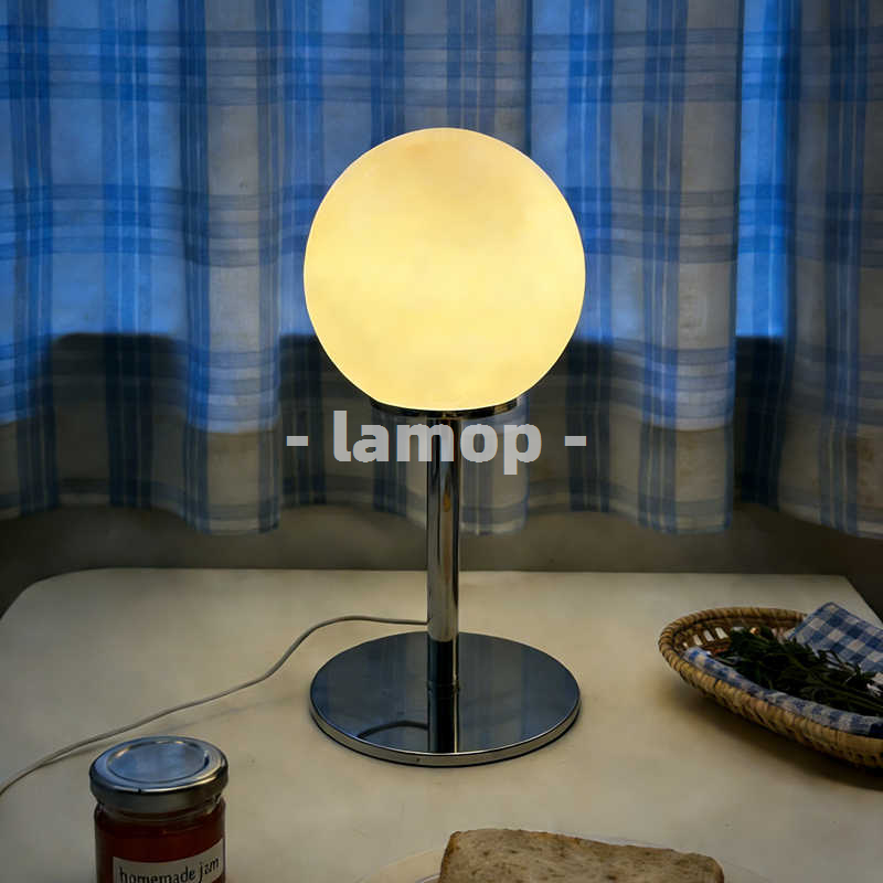 Lighting Table Decor - مصباح طاولة كروم أبيض حليبي صلب
