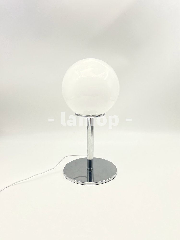 مصباح طاولة كروم أبيض حليبي صل - مراجعة Lighting Table Decor وسعره