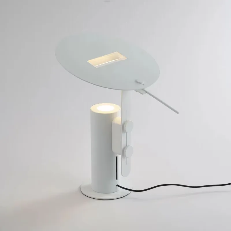 مصباح طاولة LED حديث وإبداعي ب - مراجعة Lighting Table Decor وسعره