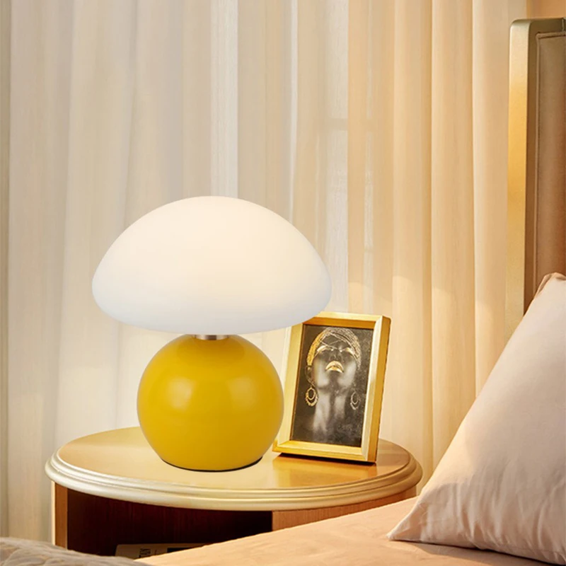 مصباح ليلي بمنفذ USB للفطر ، م - مراجعة Mushroom Table Lamp وسعره